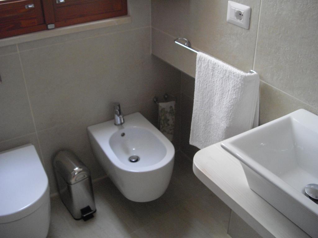 הוילה סירקוזה Casa Rachele חדר תמונה